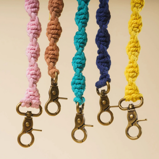 Macrame Clip Lead